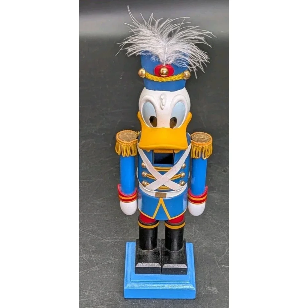 Disney Donald Duck Nutcracker Soldier Wooden Figurine Christmas Holiday Decor